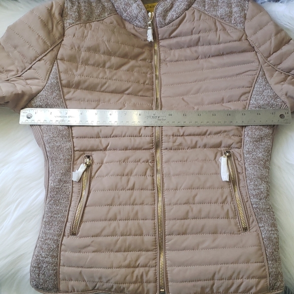 Nude quilted Jacket with gold accents - Picture 6 of 6